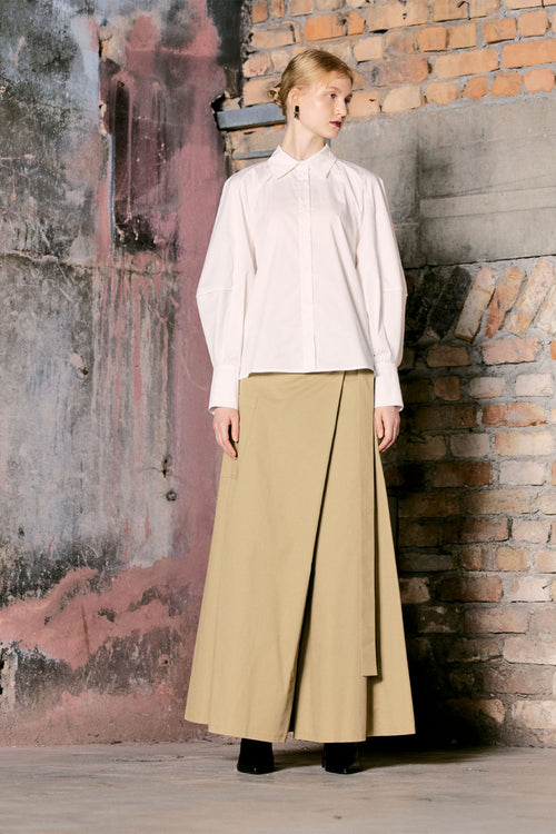 Raglan Puffs-sleeved Blouse